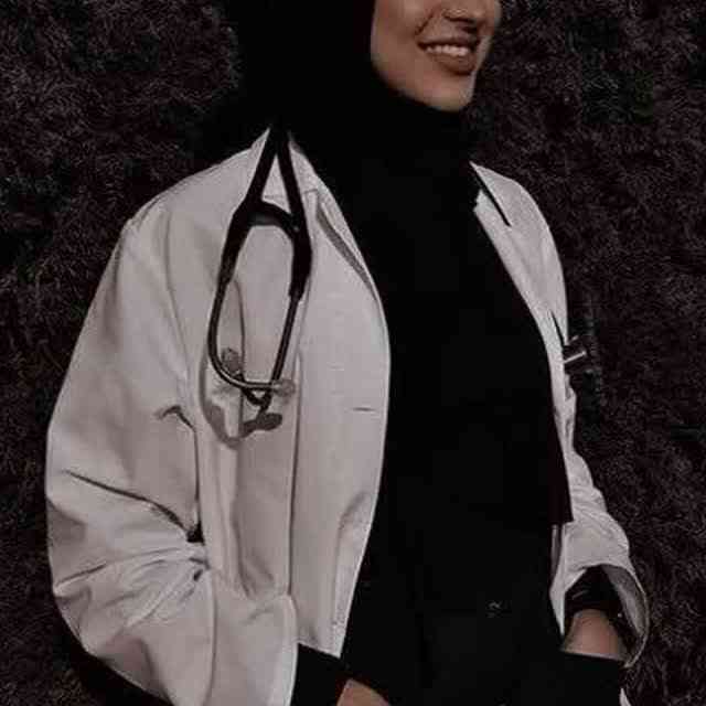 خانم دکتر 👩🏻‍⚕️